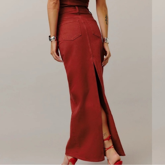 Reformation Jeans Daria Ultra High Rise Denim Maxi Skirt in lipstick Red size 26 - Picture 8 of 10